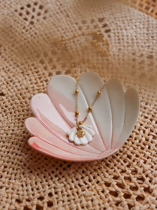 Coupelle coquillage en porcelaine pour bijoux