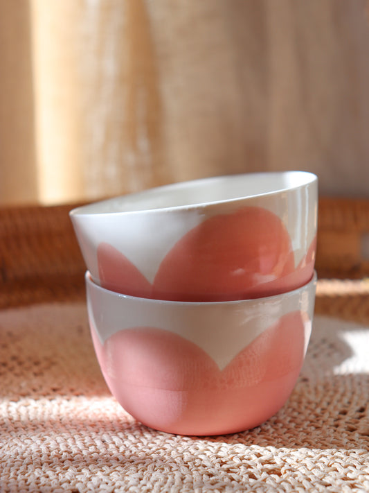 Petit bol en porcelaine artisanale décor rose