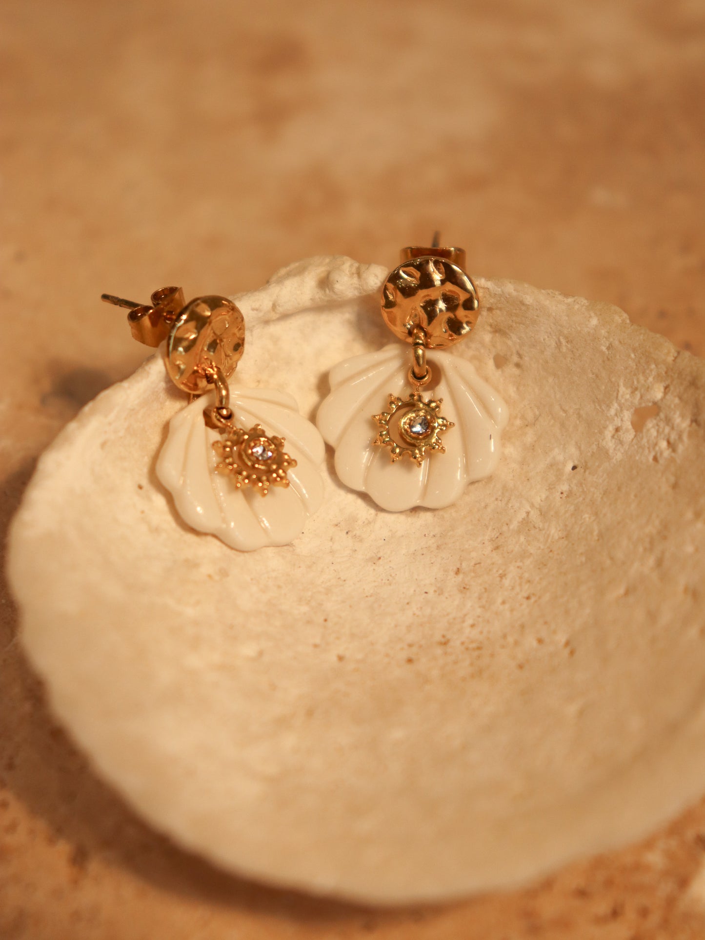 boucles-oreilles-venus-bijou-porcelaine-artisanale