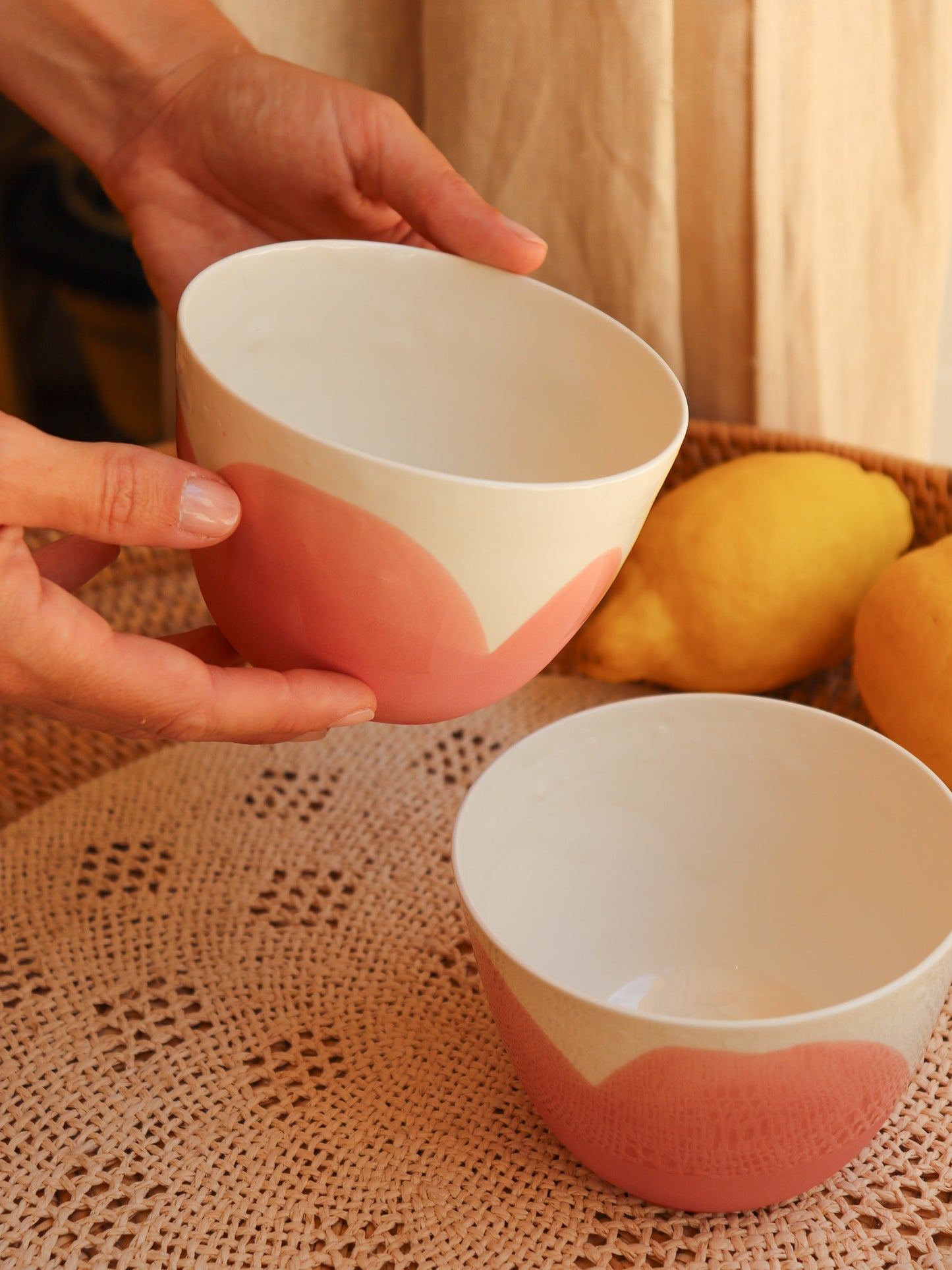 Grand bol en porcelaine artisanale – CORAIL ROSE