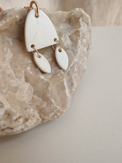 Collier en porcelaine - Mílos